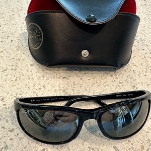 Ray Ban Predator 2 Polarized sunglasses gloss black